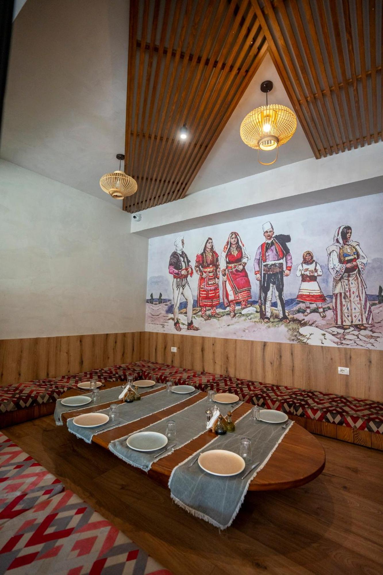 Hotel Restaurant Alpet Theth Exterior foto